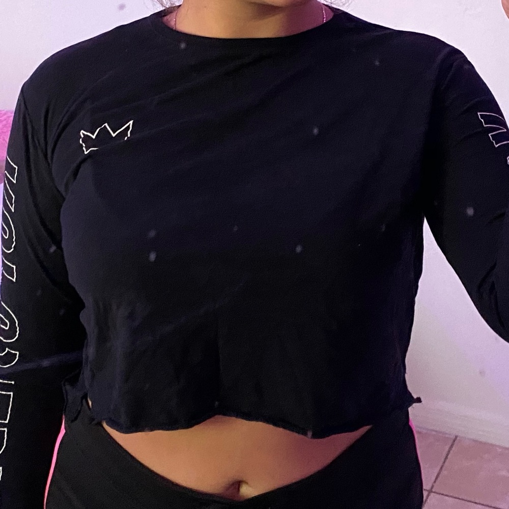 Long sleeve crop top